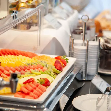 Metropol מלון סנט פולטן