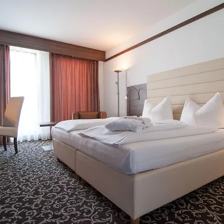 Metropol 4* 장크트푈텐