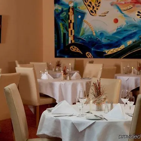 Metropol 4*