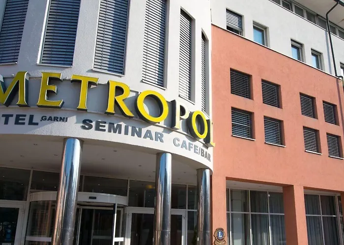 Metropol Hotel 4*